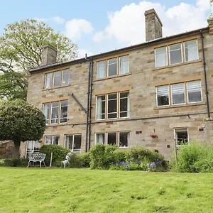 the-garden-apartment-whitby-yo21-1sw.yorkshirehotels.net/