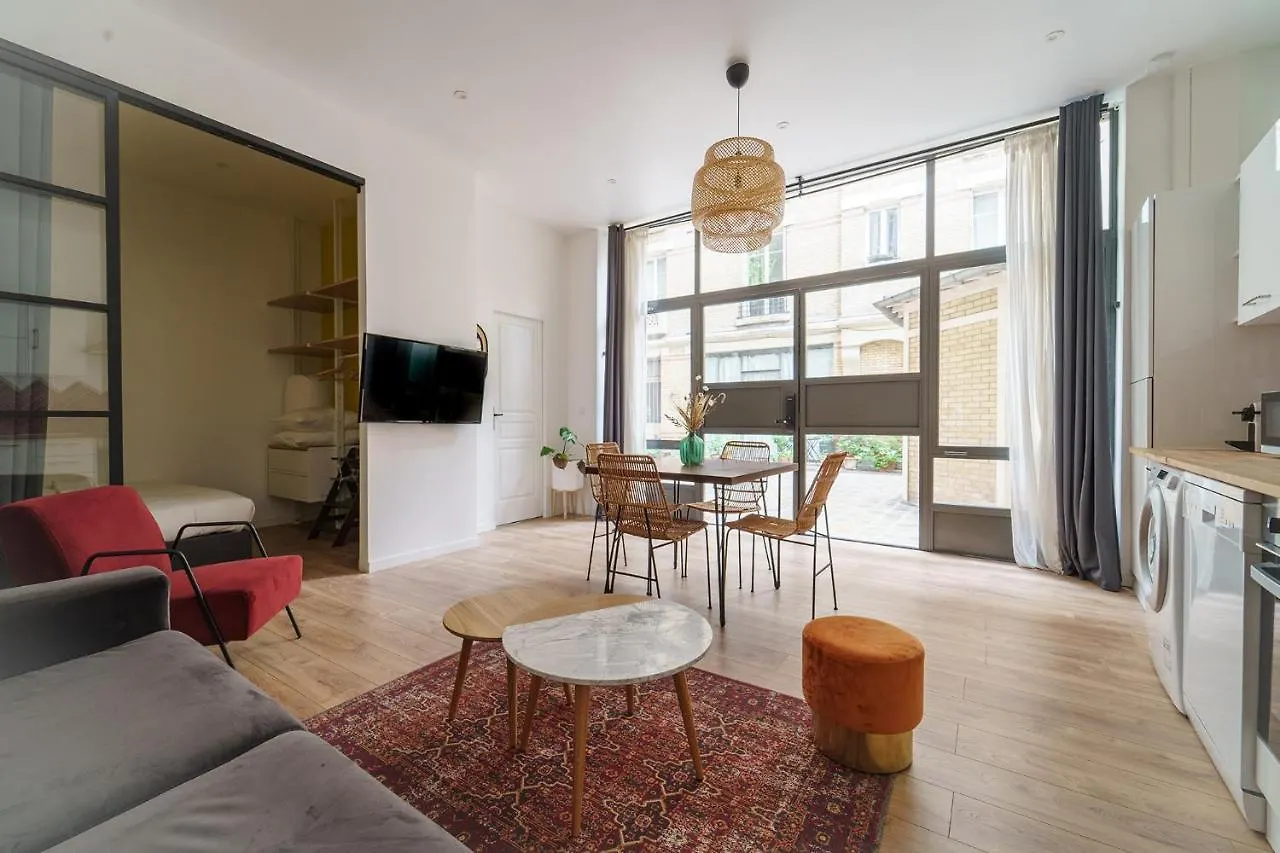 Apartment Parisuites Central Canal Saint Martin Chic & Design & Cosy